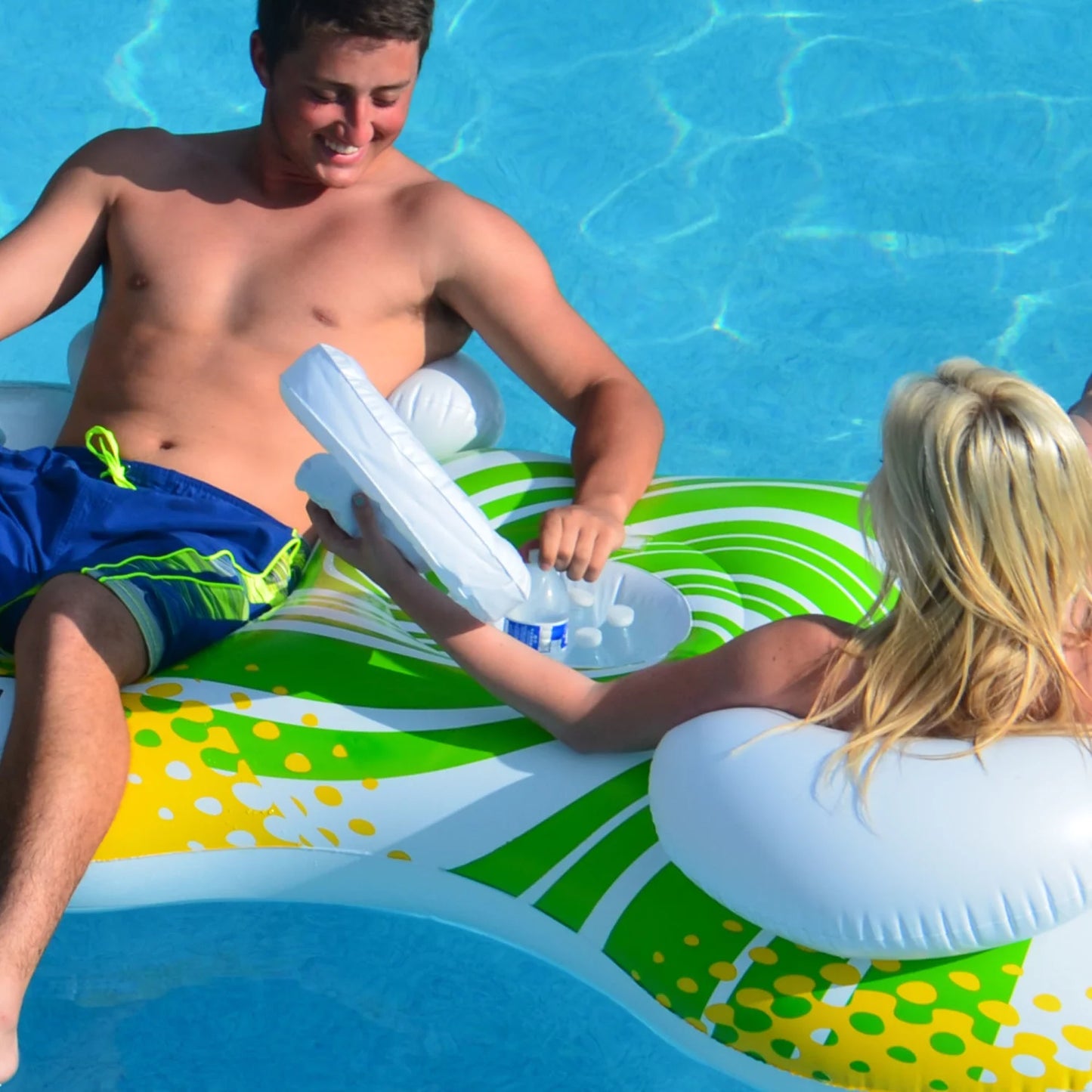 Sun odyssey pool float w/ cooler