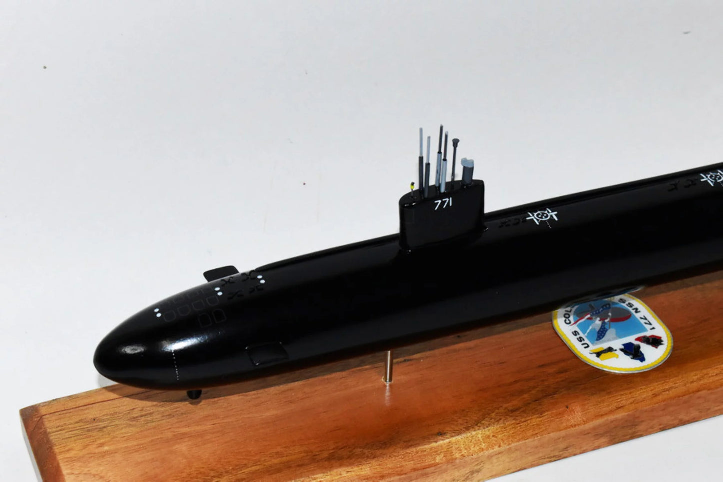 Uss columbia ssn-771 (black hull) submarine model,navy,scale model,mahogany,20 inch,la class